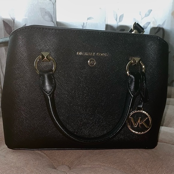 Michael Kors Handbags - MICHAEL KORS Edith Satchel Black with Gold hardware